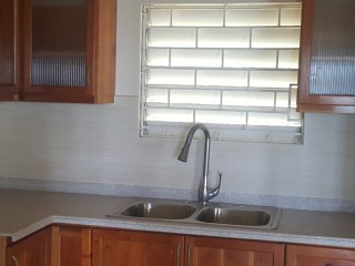 Diamond Road, Kingston / St. Andrew, Jamaica - Apartment for Lease/rental
